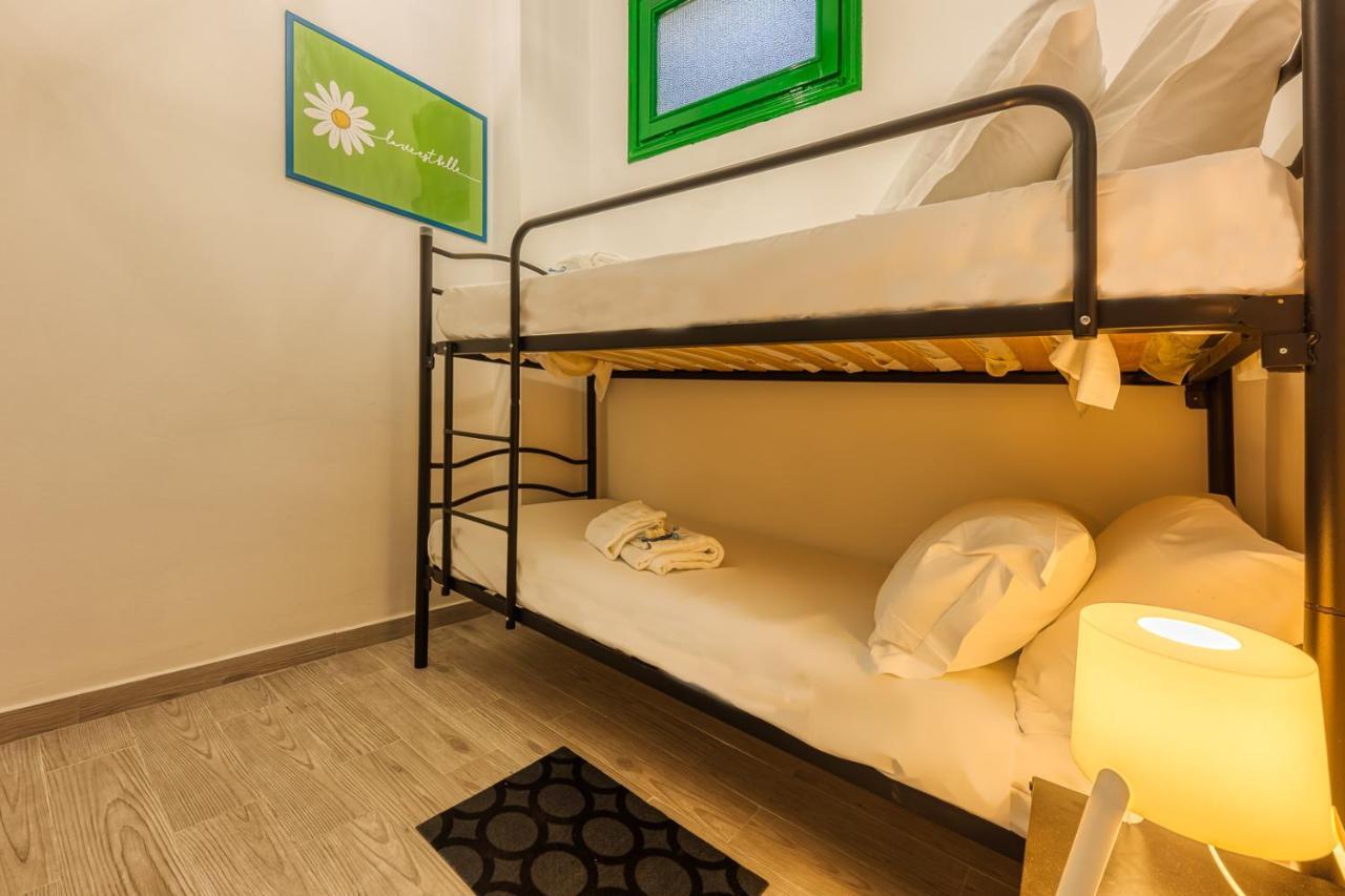 Ferienwohnung Casaviva - Grazioso Bilocale Sul Mare A Ospedaletti Exterior foto