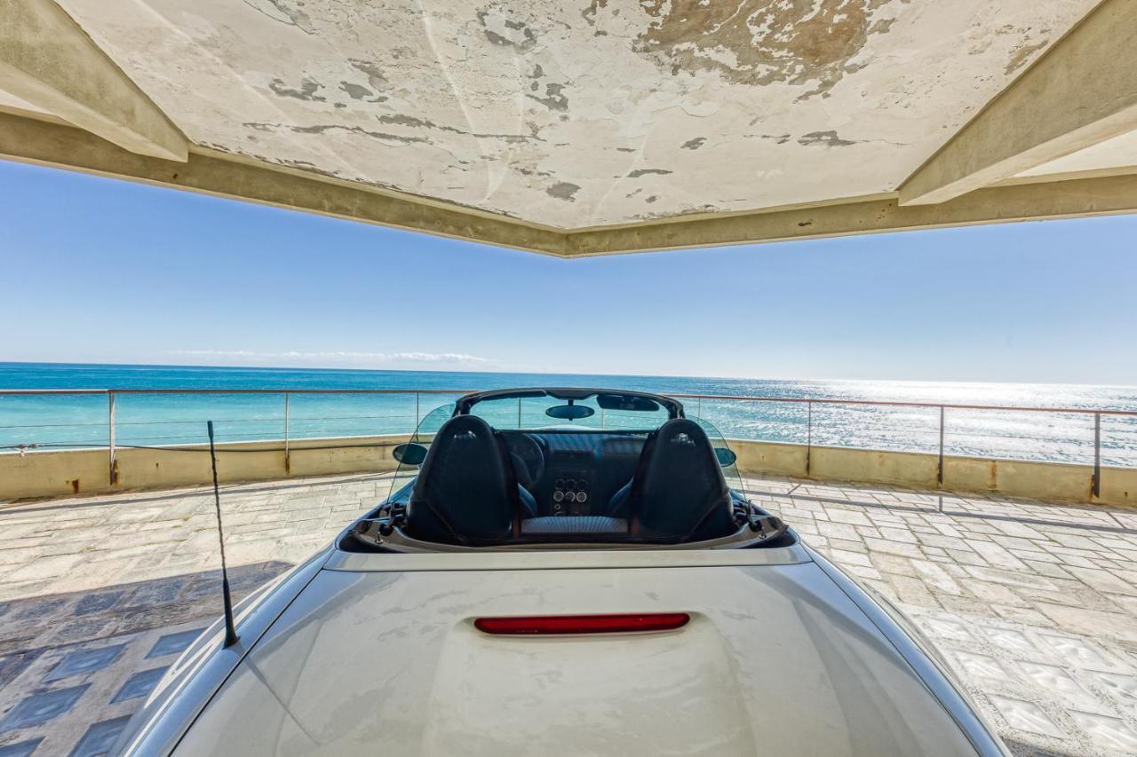 Ferienwohnung Casaviva - Grazioso Bilocale Sul Mare A Ospedaletti Exterior foto